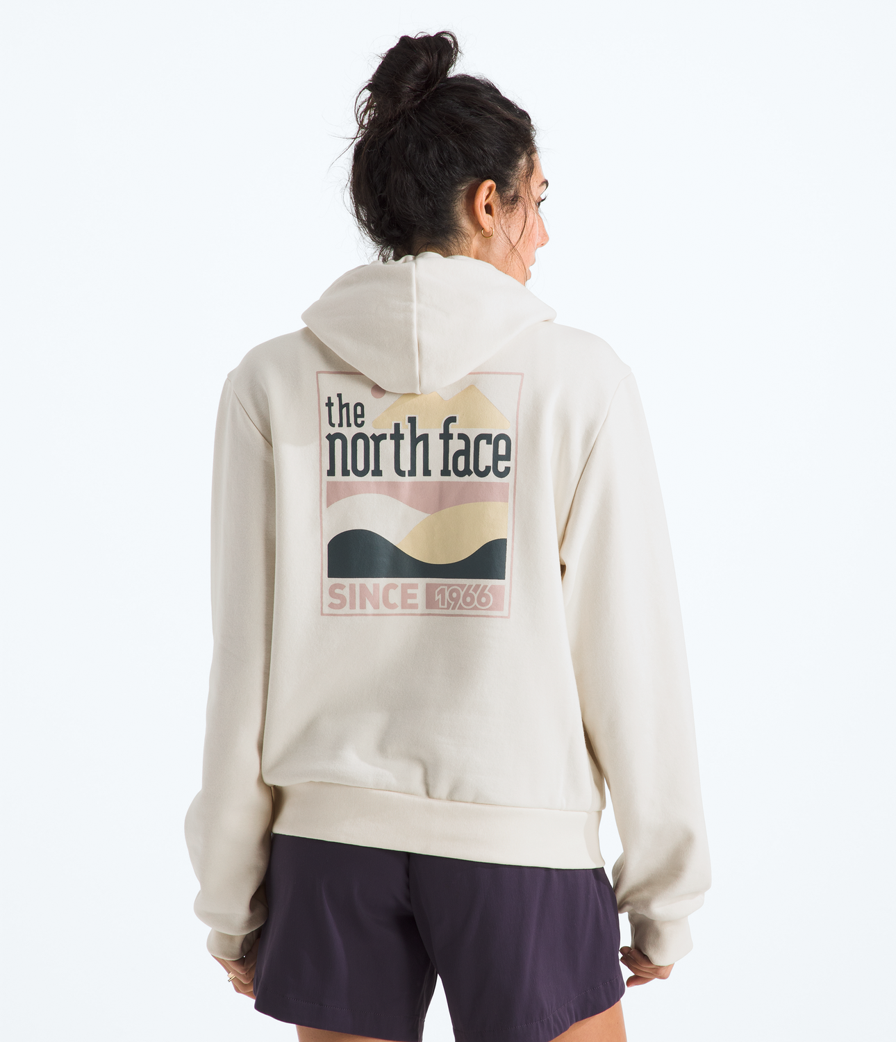 美品♡フォクシー Hoodie Linen Parka ナチュラル ロゴプレート The North Face Women's Exploring Since '66 Hoodie – Prairie Summit